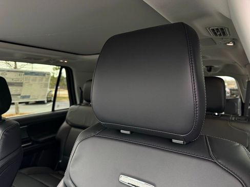 New 2026 Ford Expedition Max Platinum w/ Driver's Package image 24