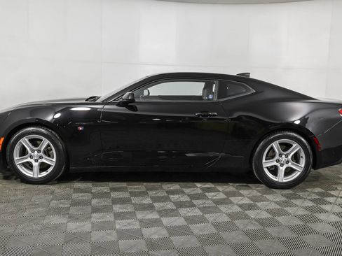 Used 2017 Chevrolet Camaro LT image 19