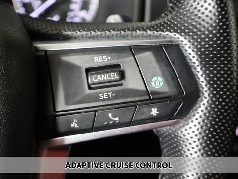 Used 2022 Mitsubishi Outlander SEL Black Edition image 4