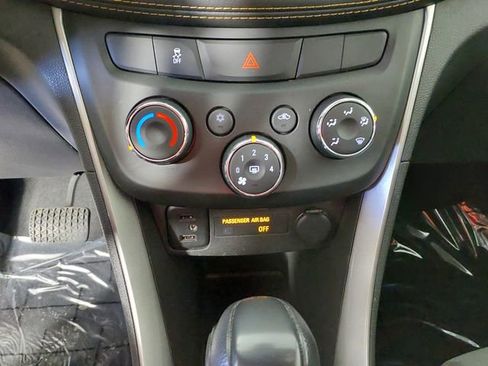 Used 2020 Chevrolet Trax LS w/ Tint and Cruise Package FWD image 22