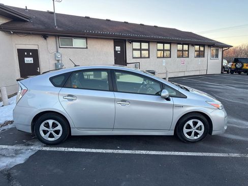 Used 2015 Toyota Prius Four w/ Protection Package image 2