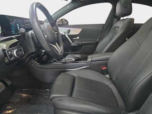 Used 2022 Mercedes-Benz CLA 250 image 17
