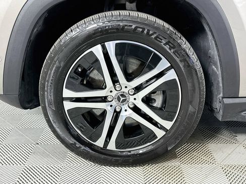 Used 2020 Mercedes-Benz GLS 450 4MATIC image 33