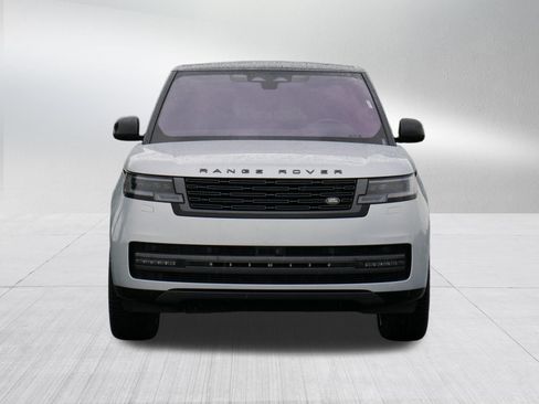 Used 2023 Land Rover Range Rover SE AWD/4WD image 2