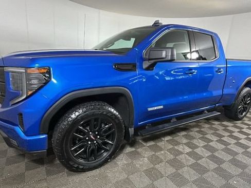 Used 2023 GMC Sierra 1500 Elevation AWD/4WD image 6