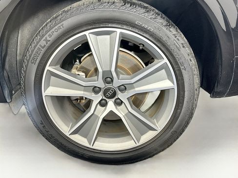 Used 2025 Audi Q5 2.0T Premium image 11