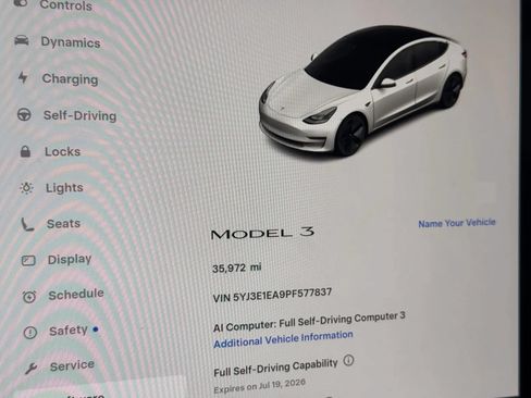 Used 2023 Tesla Model 3 Standard Range RWD image 17