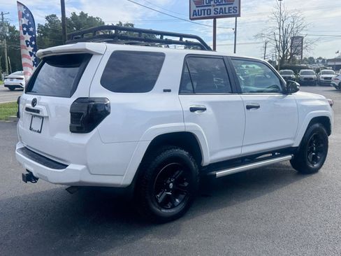 Used 2018 Toyota 4Runner Limited AWD/4WD image 3