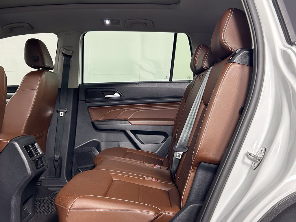 Used 2023 Volkswagen Atlas SE w/ Panoramic Sunroof Package AWD/4WD image 17