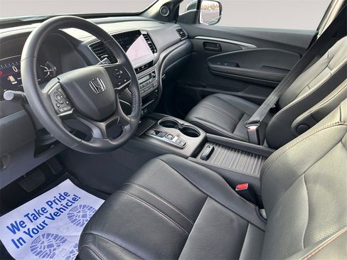 Certified 2022 Honda Passport TrailSport image 10