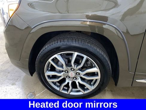 Used 2024 GMC Terrain Denali AWD/4WD image 17