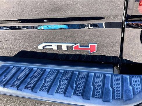 Used 2021 GMC Sierra 1500 AT4 image 25