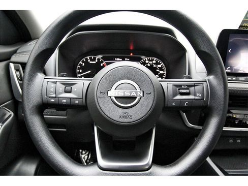 Certified 2024 Nissan Rogue S image 11