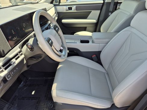 Used 2026 Hyundai Santa Fe SEL AWD/4WD image 16
