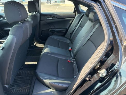 Used 2019 Honda Civic Sport image 8