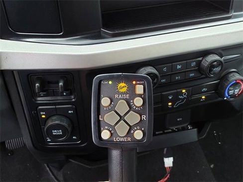 Used 2024 Ford F350 XLT w/ FX4 Off-Road Package image 18