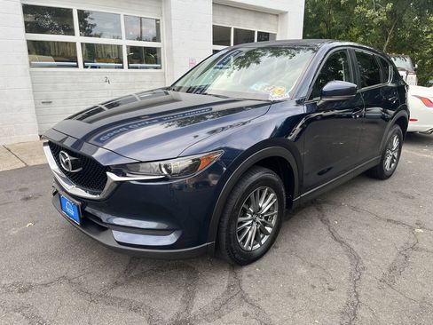 Used 2017 MAZDA CX-5 Touring w/ Preferred Equipment Package AWD/4WD image 3
