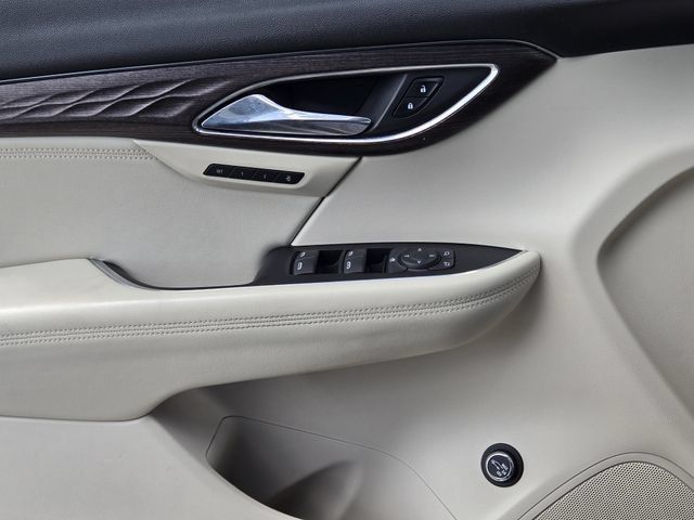 Used 2023 Buick Envision Avenir FWD image 23