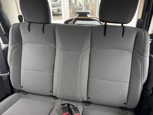 Used 2025 Jeep Wrangler Sport AWD/4WD image 13