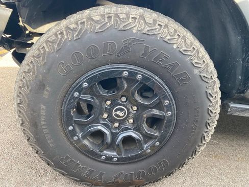 Used 2022 Ford Bronco Wildtrak AWD/4WD image 16