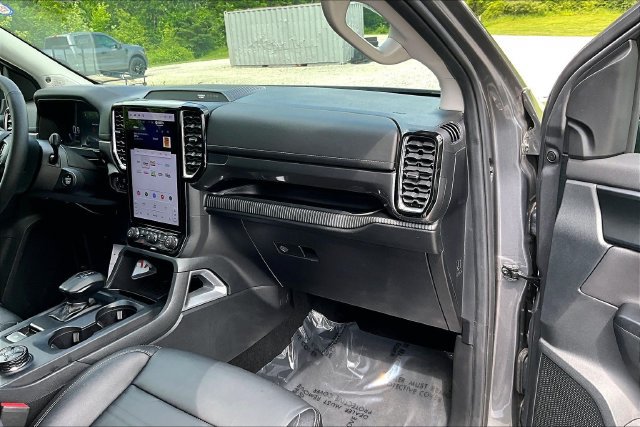 Used 2024 Ford Ranger Lariat w/ Advanced Towing Package AWD/4WD image 16