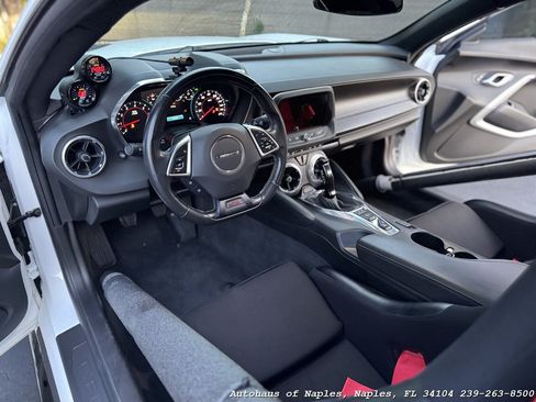 Used 2018 Chevrolet Camaro SS RWD image 36