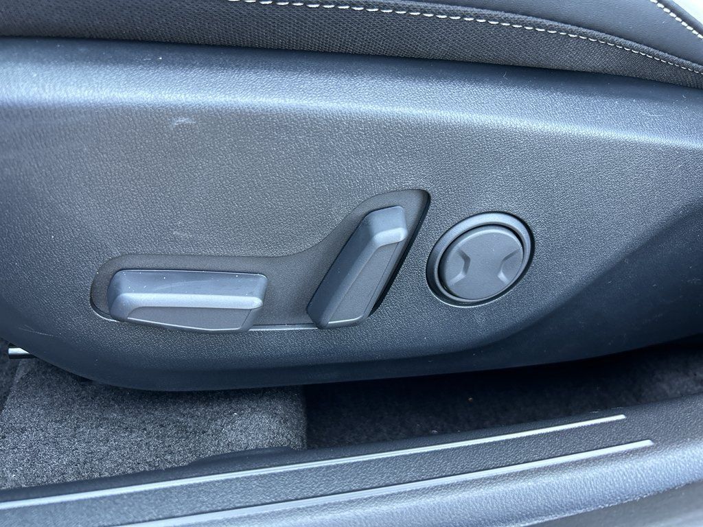 New 2026 Kia K4 GT-Line w/ GT-Line Sunroof Package FWD image 19