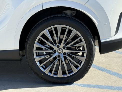 New 2026 Lexus RX 450h AWD image 14