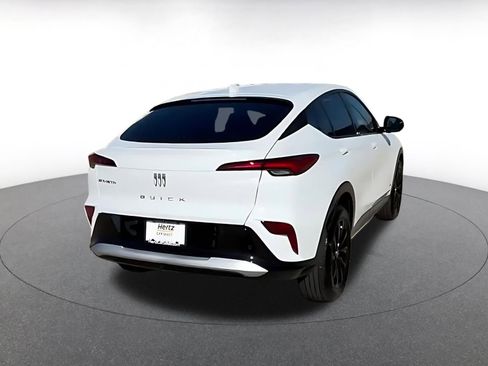 Used 2025 Buick Envista Sport Touring image 10