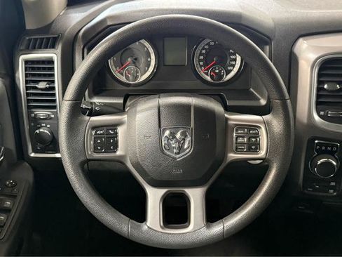 Used 2023 RAM 1500 Classic SLT AWD/4WD image 20