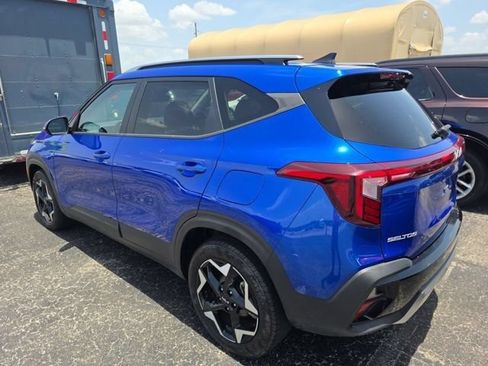 Used 2025 Kia Seltos S FWD image 4