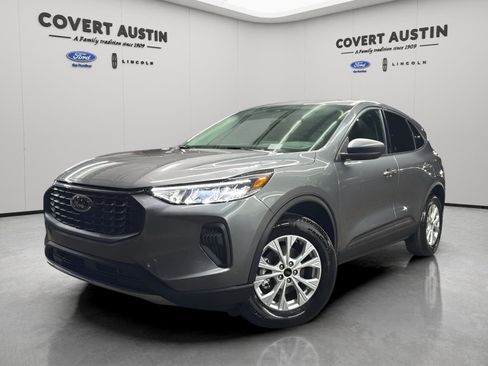 Certified 2025 Ford Escape Active image 1