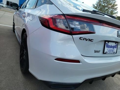 Certified 2024 Honda Civic Sport image 15