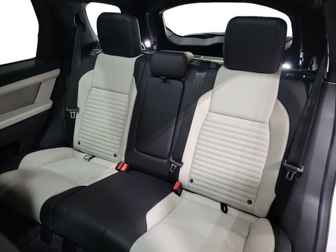 New 2026 Land Rover Discovery Sport Landmark AWD/4WD image 22
