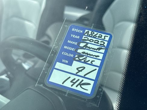 Used 2022 Chevrolet Camaro LT image 27