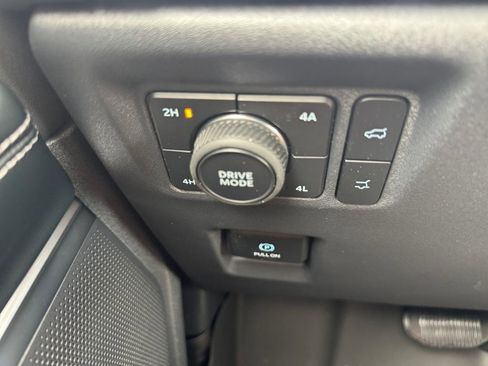 New 2025 Ford Expedition Max Platinum w/ Driver's Package image 20