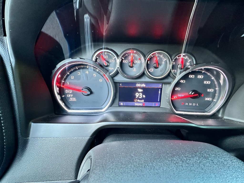 Used 2020 Chevrolet Silverado 1500 RST w/ All-Star Edition RWD image 28