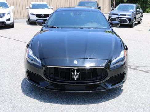 Used 2019 Maserati Quattroporte S GranSport Q4 AWD/4WD image 11