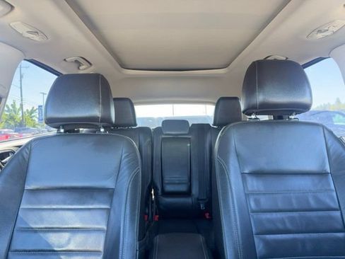 Used 2014 Ford Escape Titanium AWD/4WD image 34