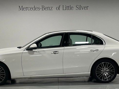 Used 2025 Mercedes-Benz C 300 4MATIC Sedan image 2