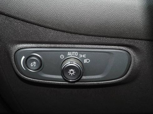 Certified 2024 Chevrolet Equinox LS w/ LS Convenience Package AWD/4WD image 25