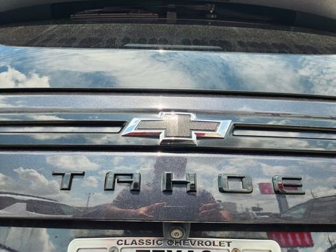 Used 2024 Chevrolet Tahoe Z71 w/ Luxury Package AWD/4WD image 9