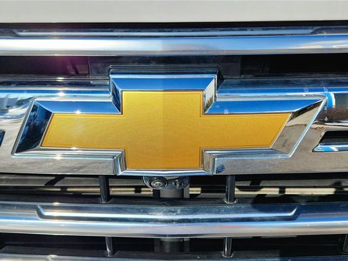 Used 2024 Chevrolet Silverado 2500 High Country w/ High Country Premium Package image 5