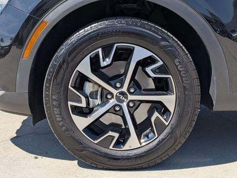 Used 2023 Kia Sportage EX image 24