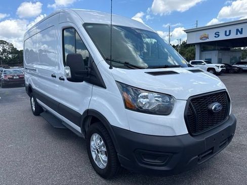 Used 2025 Ford Transit 250 148 Medium Roof RWD image 3