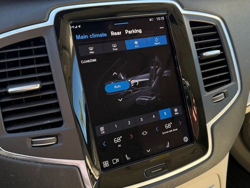 Used 2023 Volvo XC90 B5 Core w/ Protection Package image 21