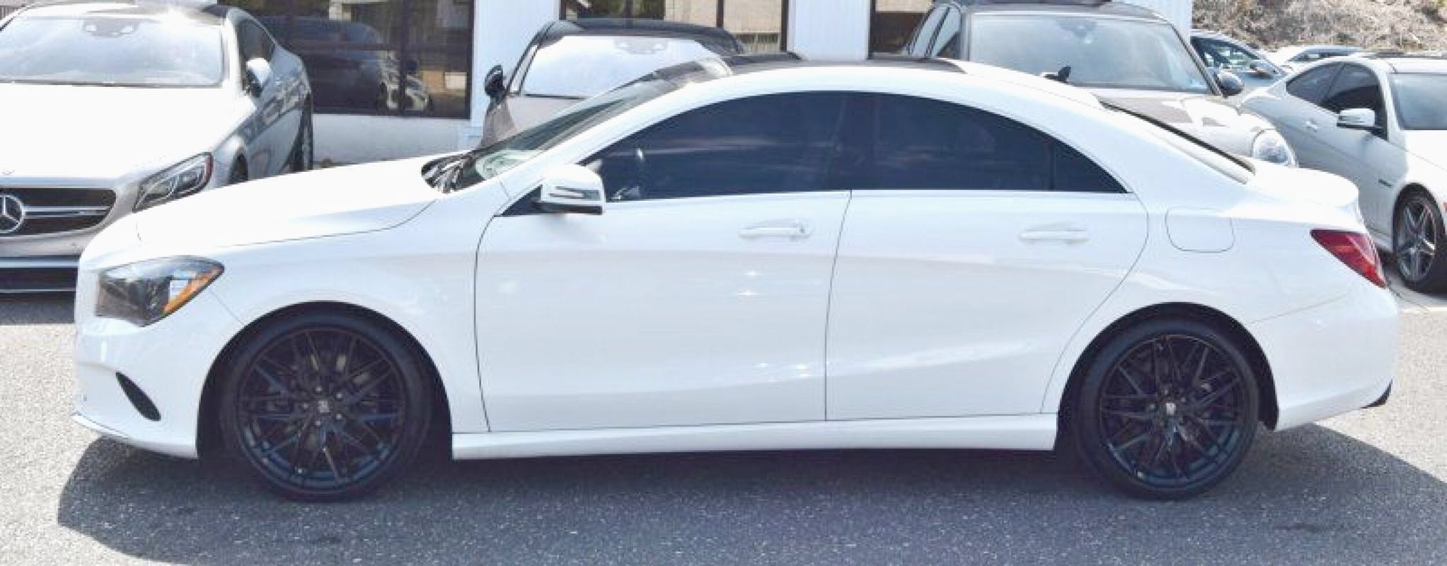 Used 2019 Mercedes-Benz CLA 250 4MATIC w/ Premium Package image 7