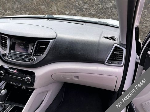 Used 2017 Hyundai Tucson SE AWD/4WD image 15