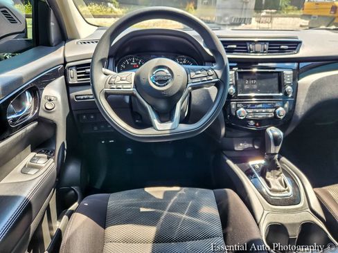 Used 2020 Nissan Rogue Sport SV AWD/4WD image 10
