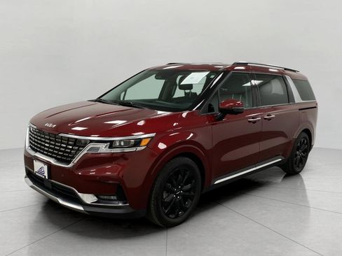 Used 2022 Kia Carnival SX Prestige image 10
